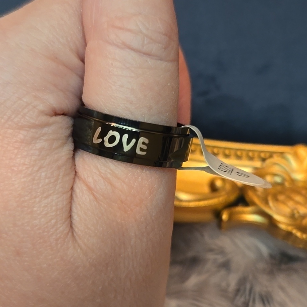 Black and Gold 'Love' Stainless Steel Spinner Ring Brand New - Picture 2 of 4
